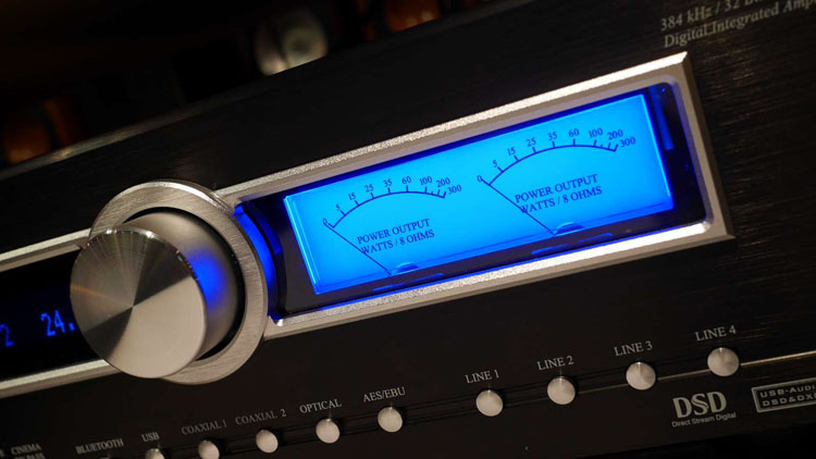 Cary-Audio-SI-300.2D-Integrated-Amplifier-Power-Meters
